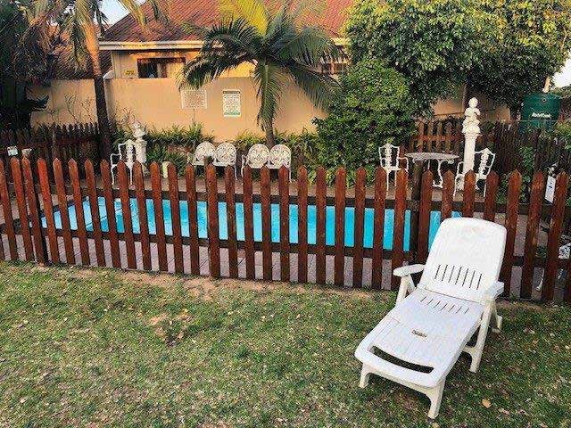 Palm Beach Chalets pool – KwaZulu-Natal South Coast, Joxilox review