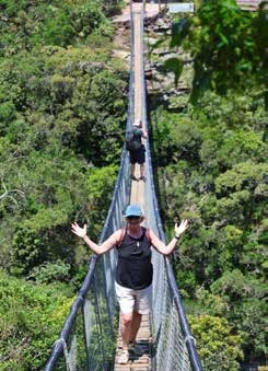 Suspension bridge at Oribi Gorge – Joxilox Internatuur Sea Tour