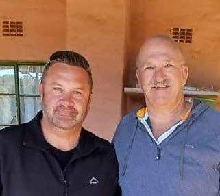 NWNA members around the fire – Kiepersolkloof July 2023