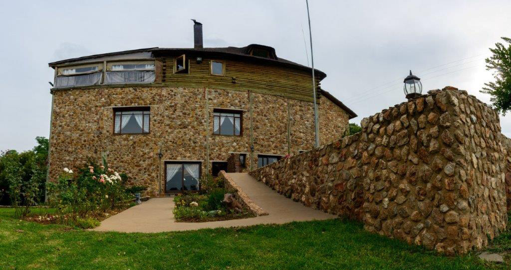 Desnudo Naturist Resort grounds and exterior – Joxilox Review January 2024