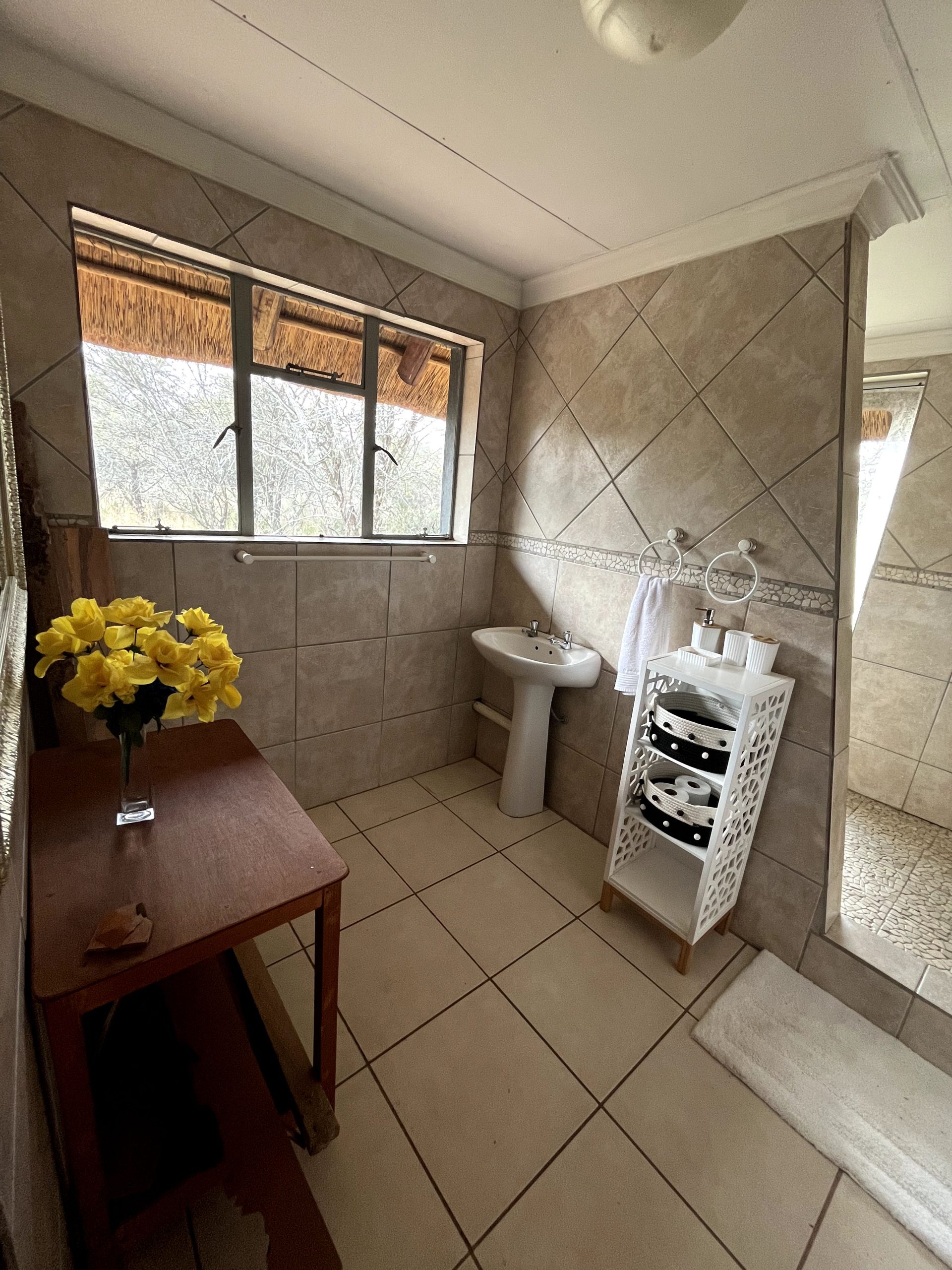 Morning Glory, SunEden:  Bathroom